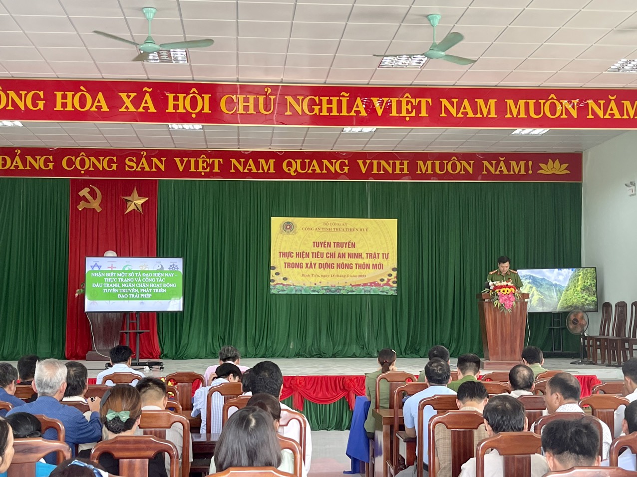 Công an tỉnh tuyên truyền tiêu chí an ninh, trật tự trong xây dựng nông thôn mới tại xã Bình Tiến